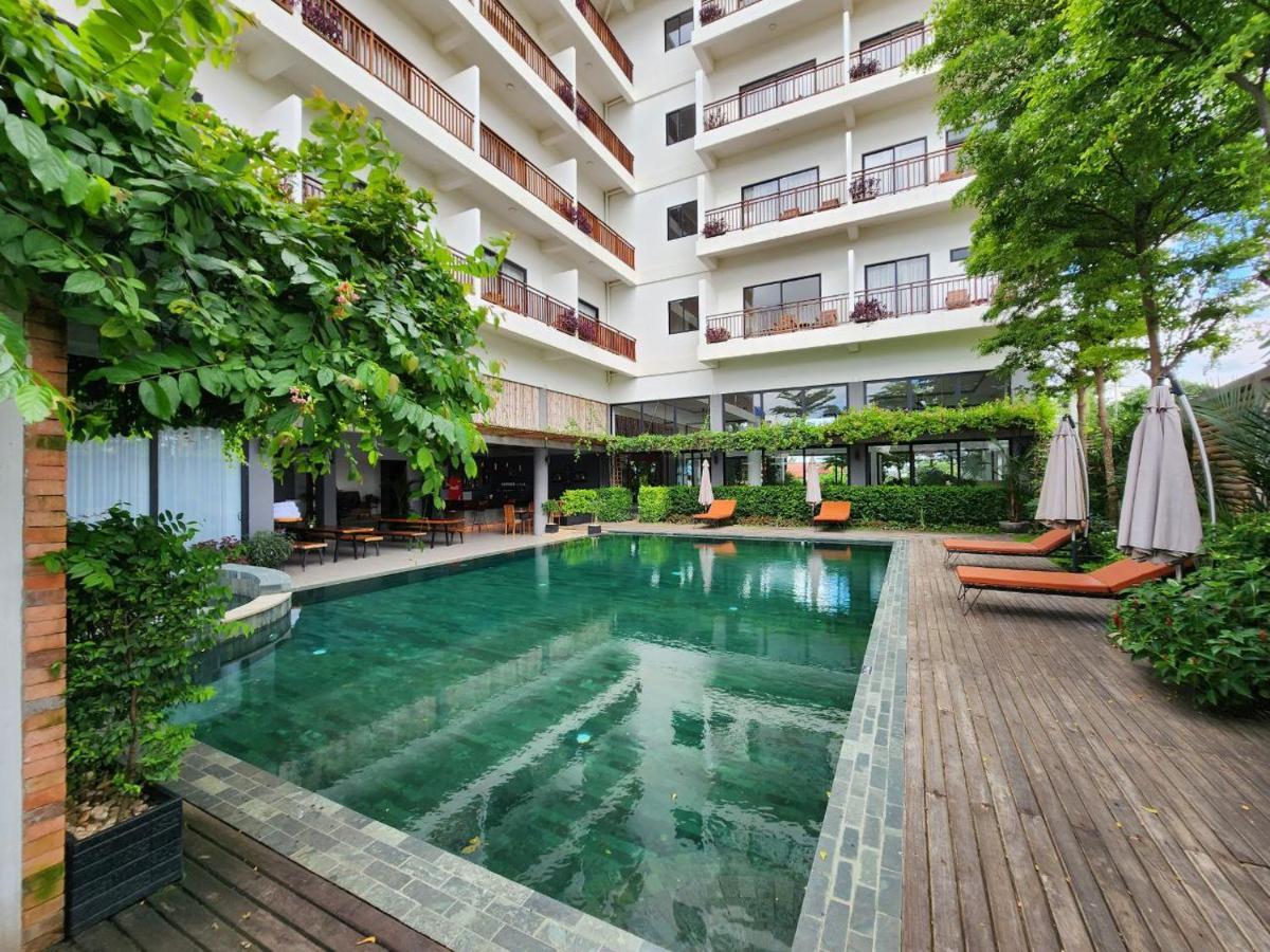Daco Hotel Siem Reap Exteriör bild