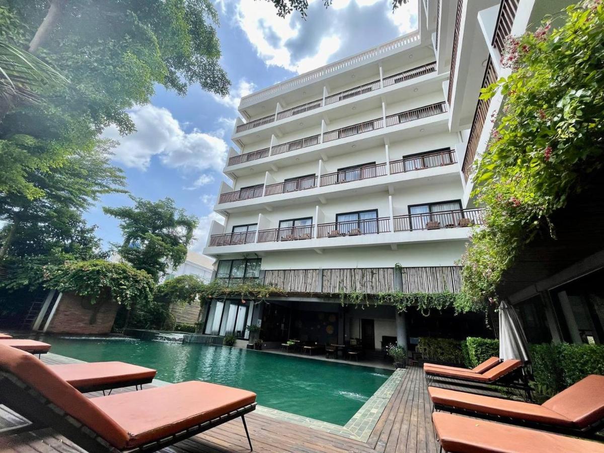 Daco Hotel Siem Reap Exteriör bild