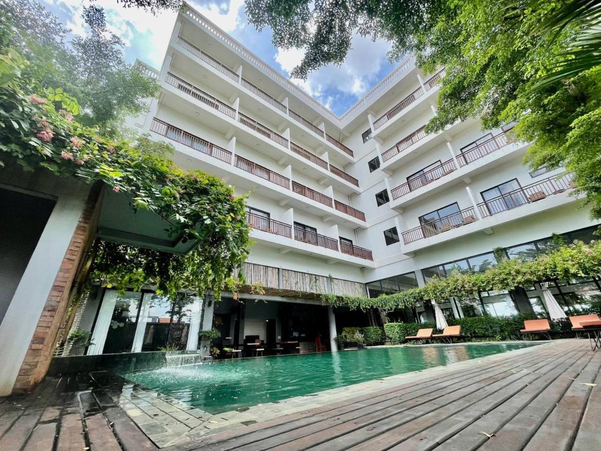 Daco Hotel Siem Reap Exteriör bild
