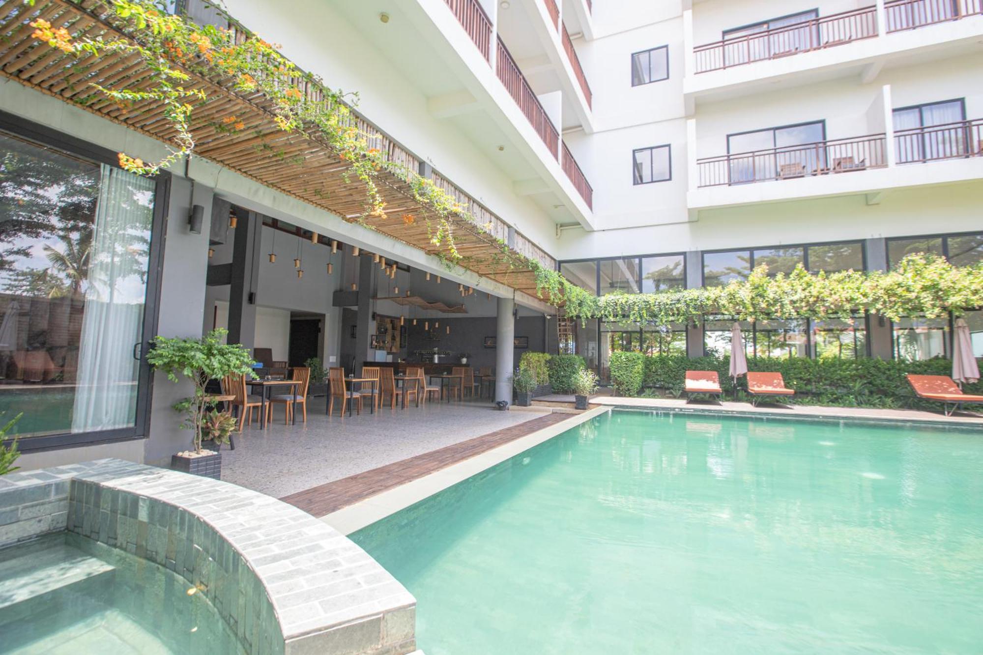 Daco Hotel Siem Reap Exteriör bild